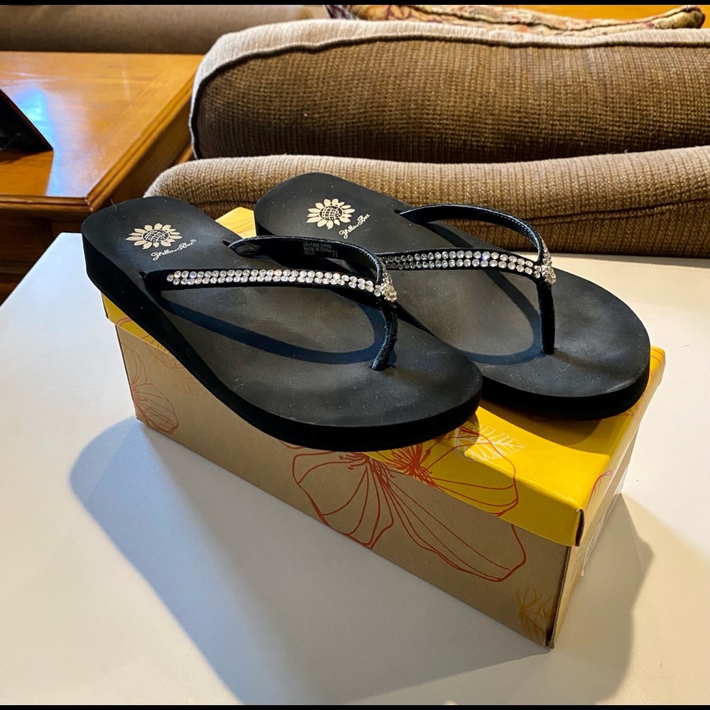 Yellow Box Stormy Wedge Black Flip Flop Size 7 1/2